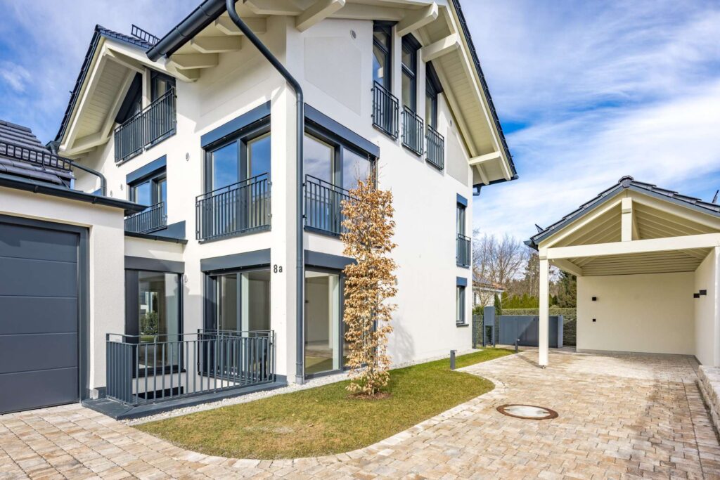 Zufahrt_Haus