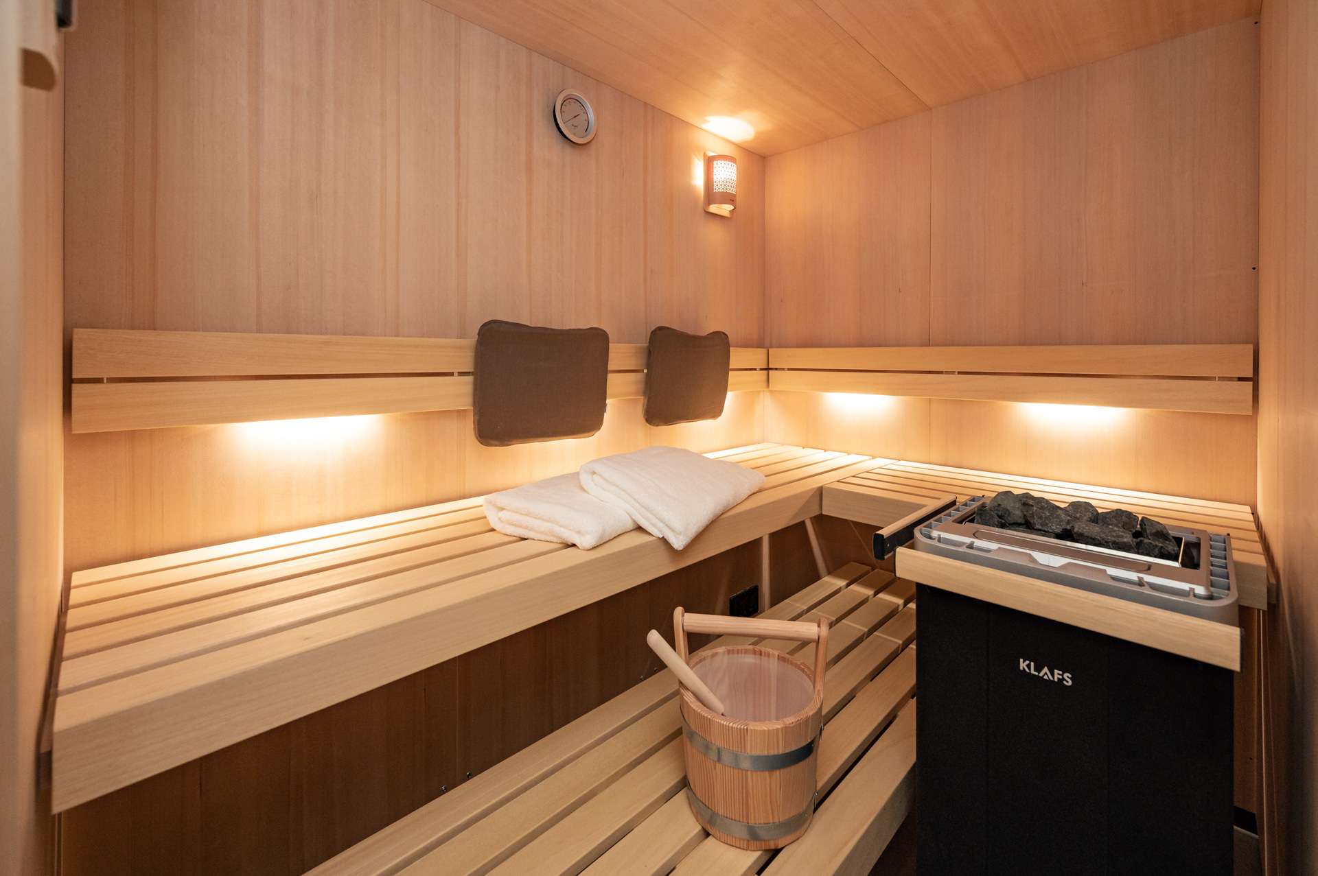 Apartment 1: Wellnessbereich mit Sauna