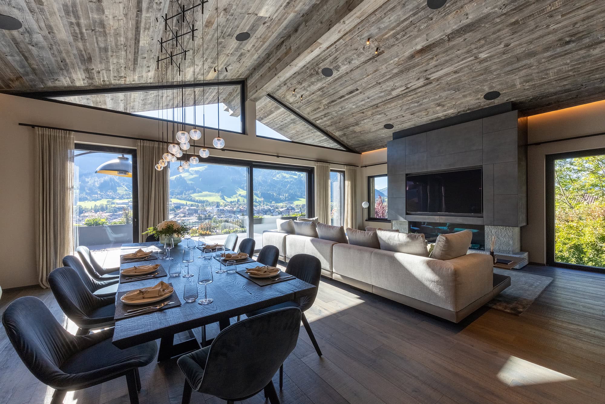 Villa_Kitzbuehel_Blick_Streif